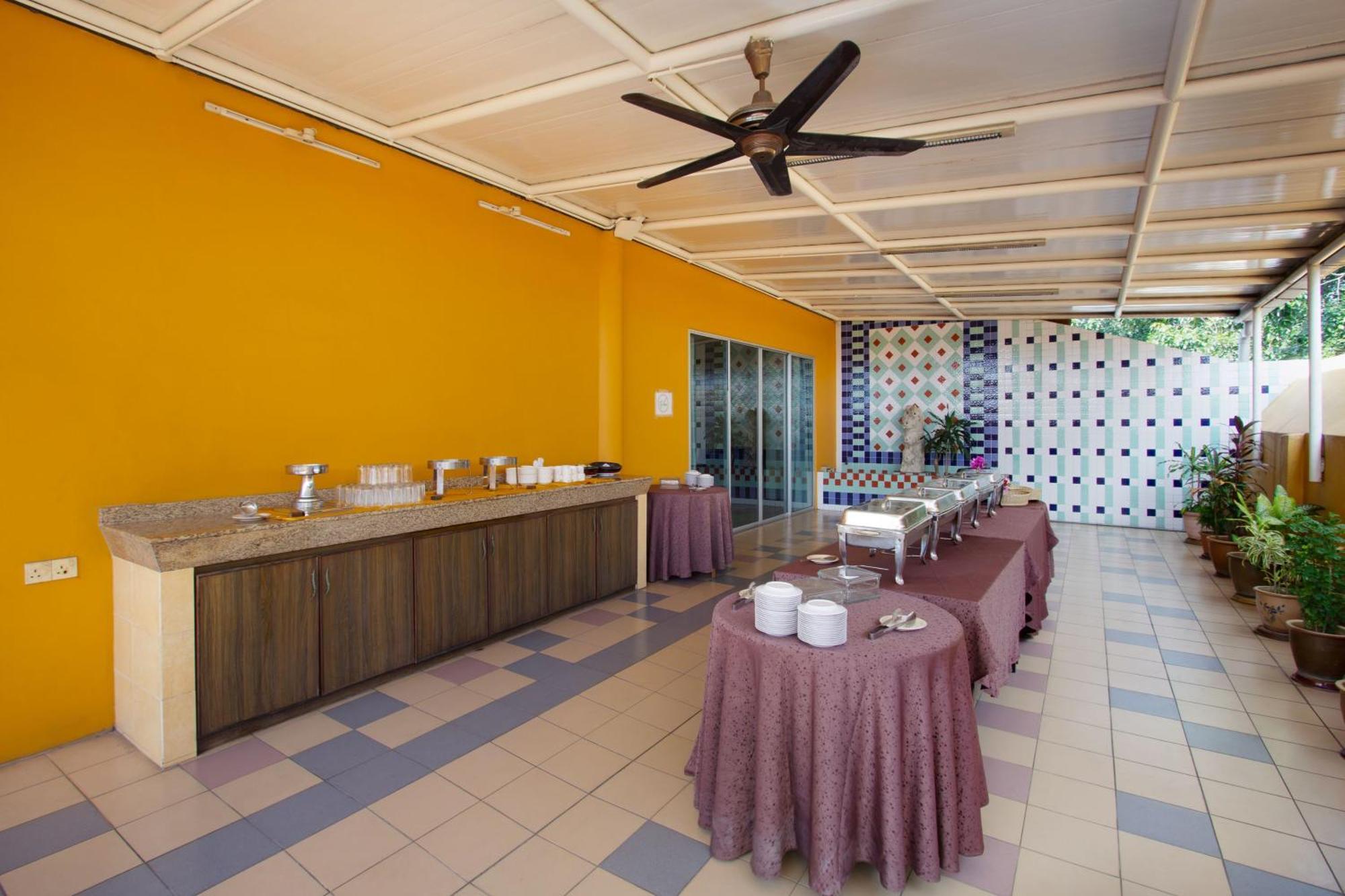 Kings Hotel Melaka Экстерьер фото