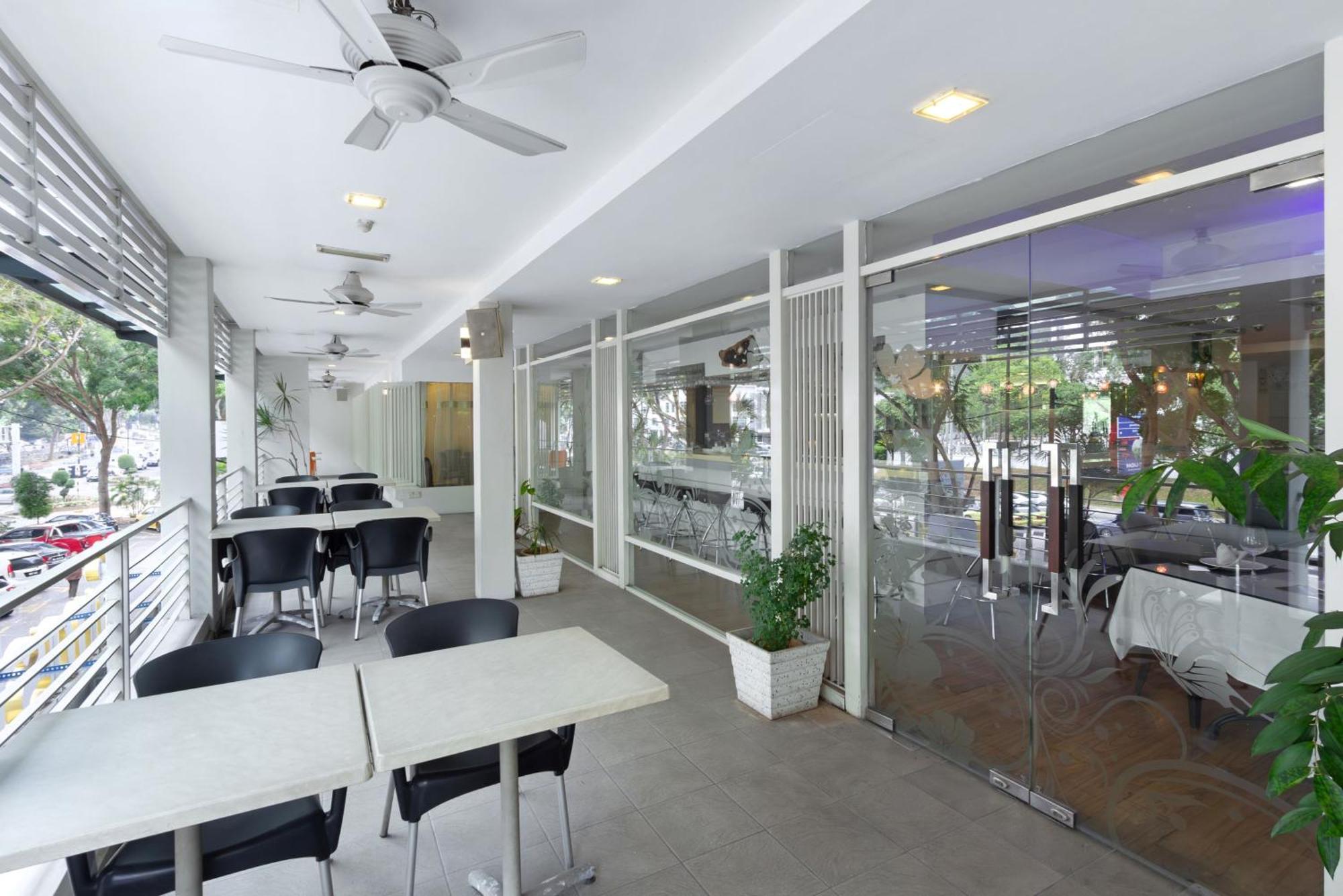 Kings Hotel Melaka Экстерьер фото