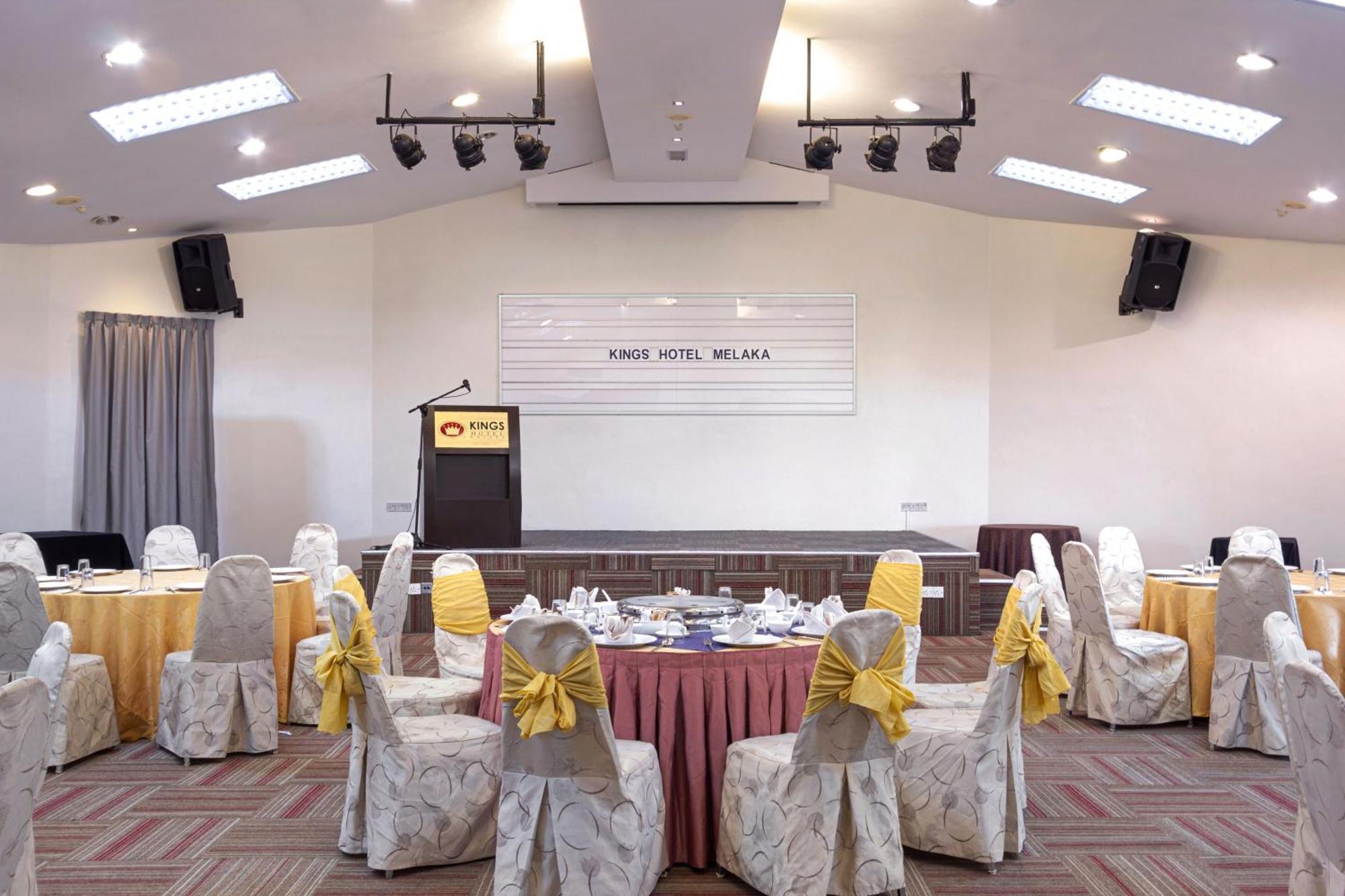 Kings Hotel Melaka Экстерьер фото