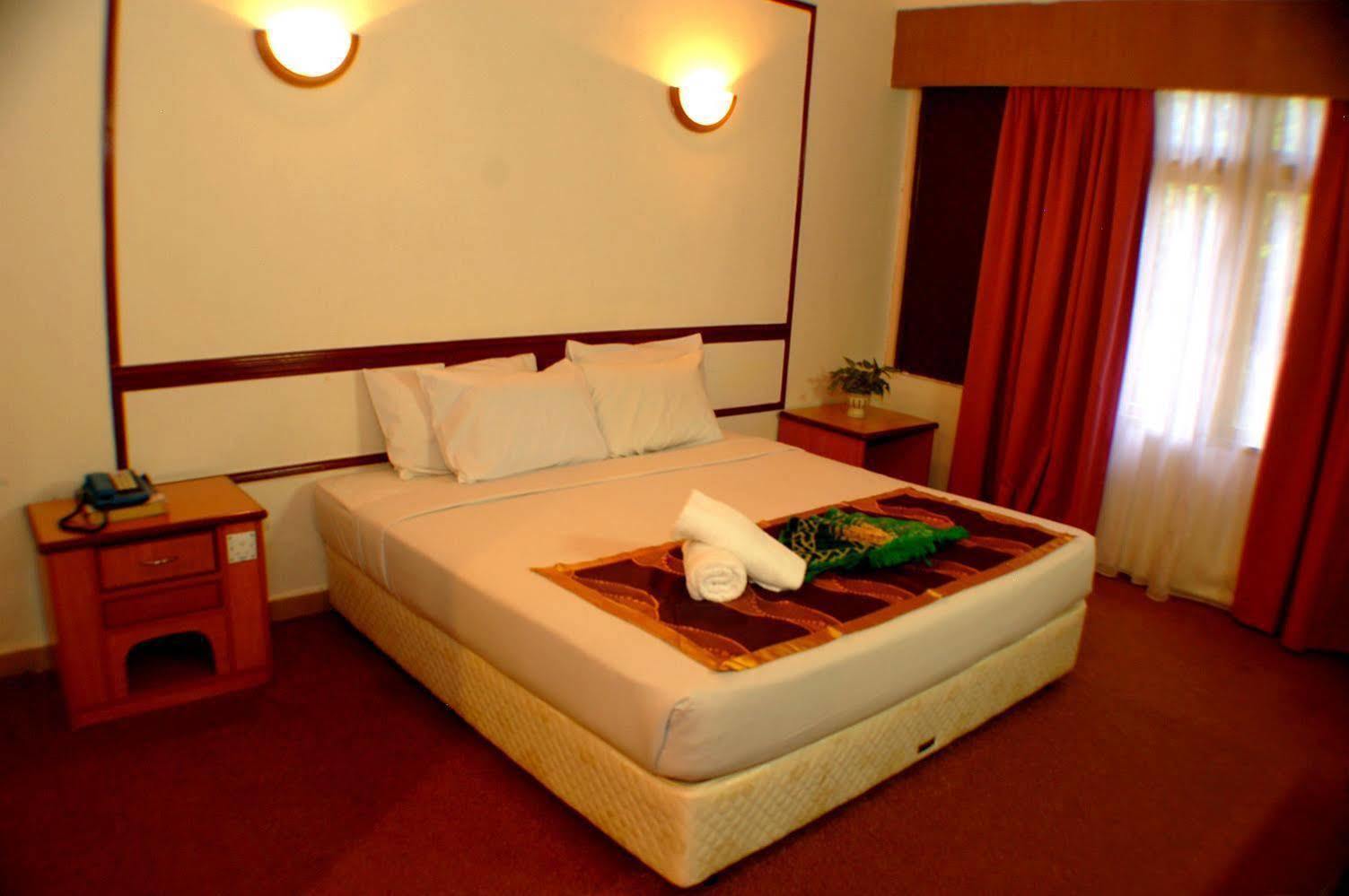 Kings Hotel Melaka Экстерьер фото
